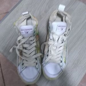 True Religion canvas hand-decorated sneaker